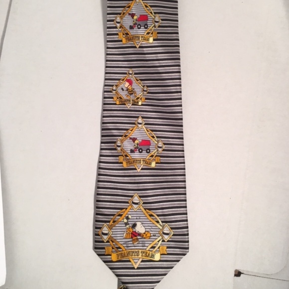Vintage Peanuts Snoopy/ Charlie Brown Silk Tie - Picture 2 of 8